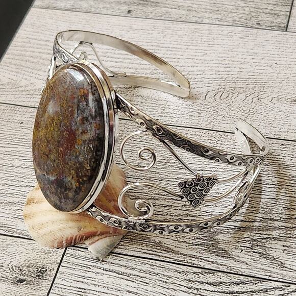 Enchanted Forest Sterling Silver Green Mossy Agate Cuff Bracelet - Picture 10 of 10